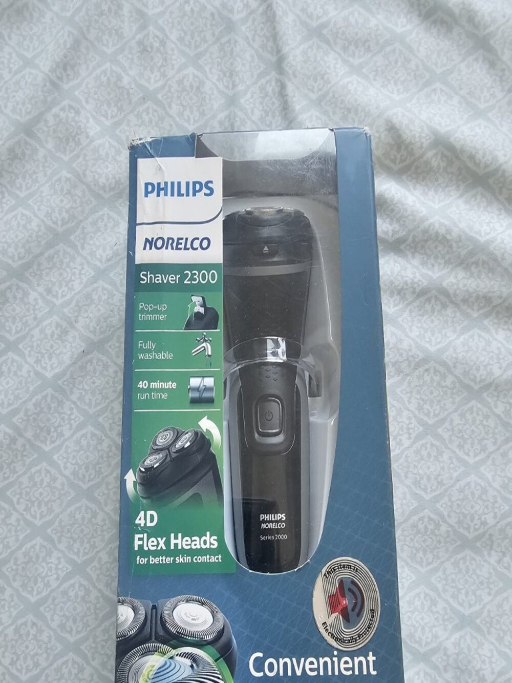 Philips Norelco Shaver 2300 - Dry electric shaver, Series 2000
